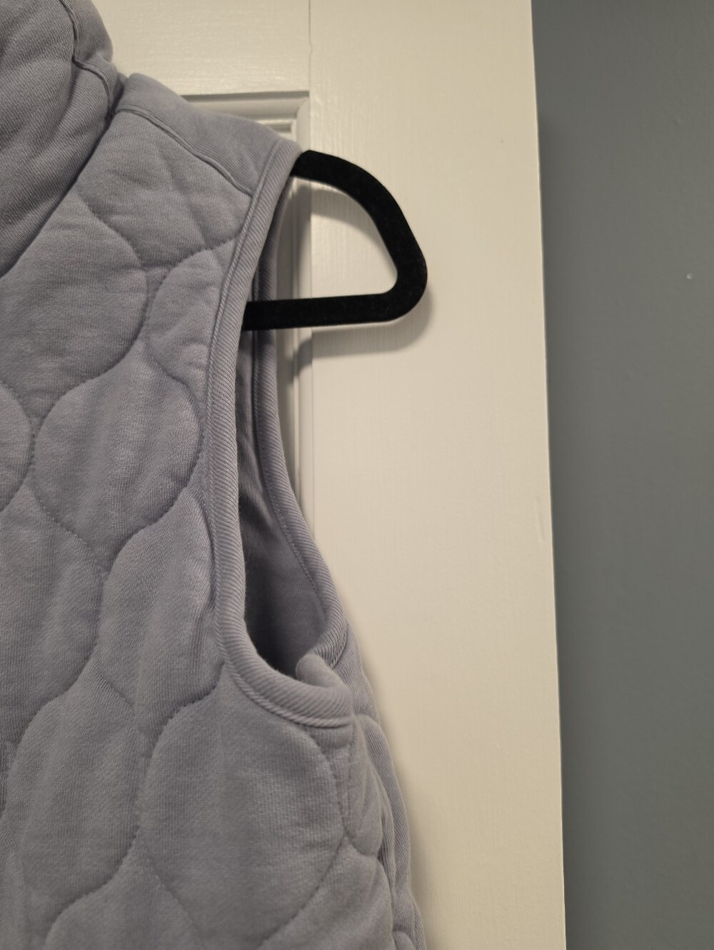 CALIA Cropped Vest - Picture 2 of 6